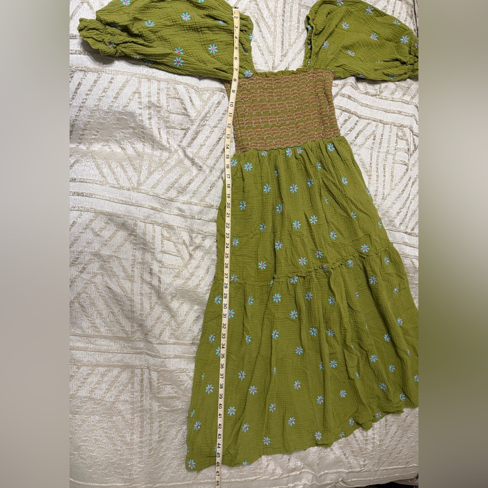 Amazon Floral Embroidered Balloon Sleeve Maxi Dress in Green - M - Picture 11 of 12